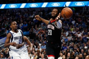 金年会体育入口-关于里程碑夜！达拉斯独行侠回应争议；NBA常规赛冲刺阶段刷纪录；管理层满意；轮换策略成焦点的信息